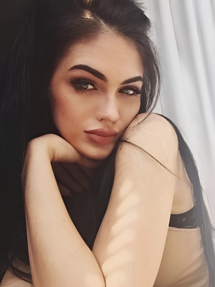 Индивидуалка Нелли, доступна для личного знакомства от 2500 руб