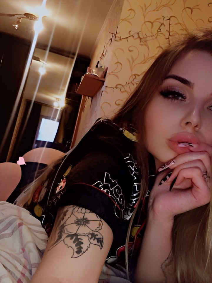 Зиглинда привлекательная девушка из Новокуйбышевска цена от 5000 руб