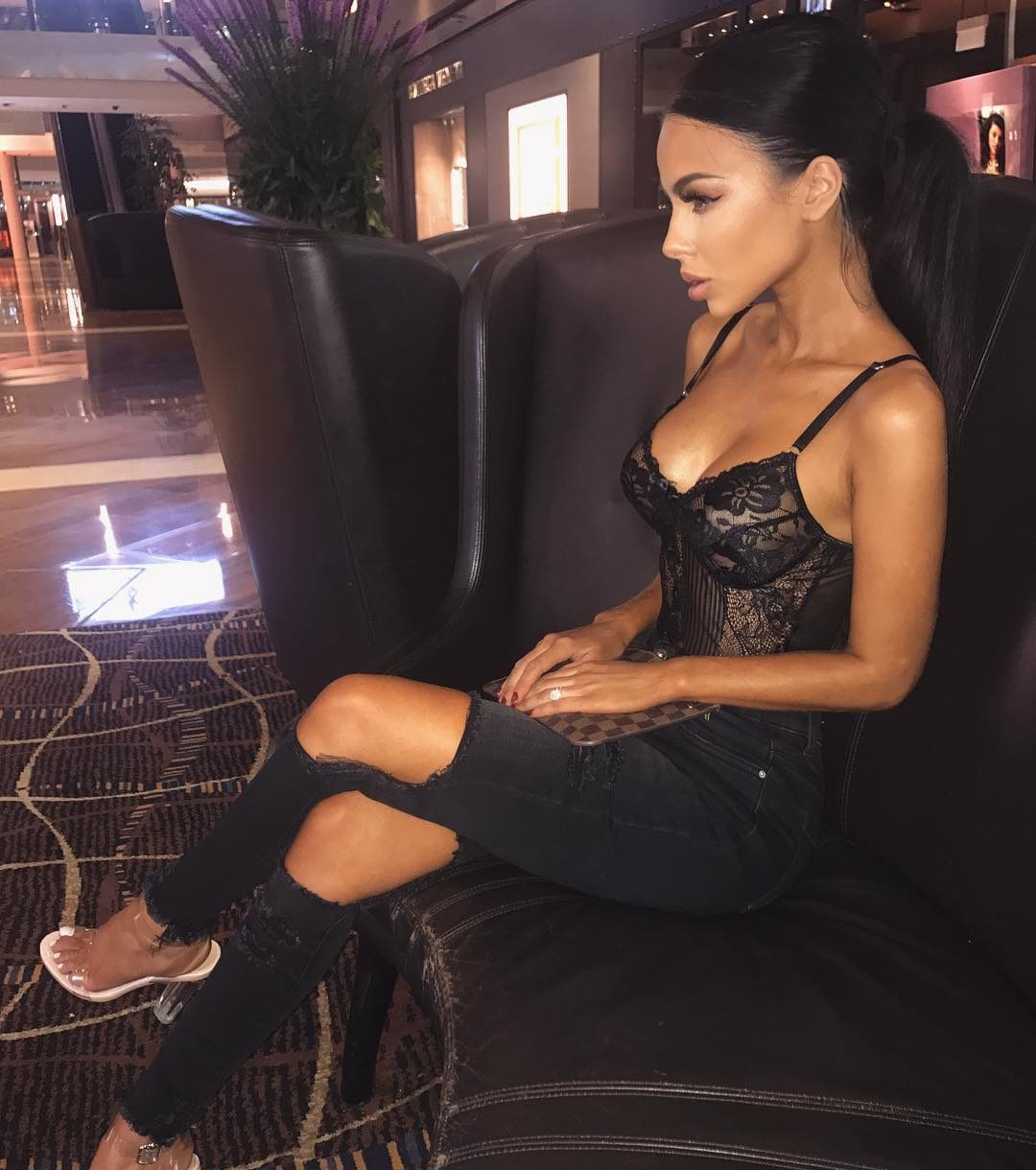 Дашута привлекательная девушка из Новокуйбышевска цена от 3000 руб