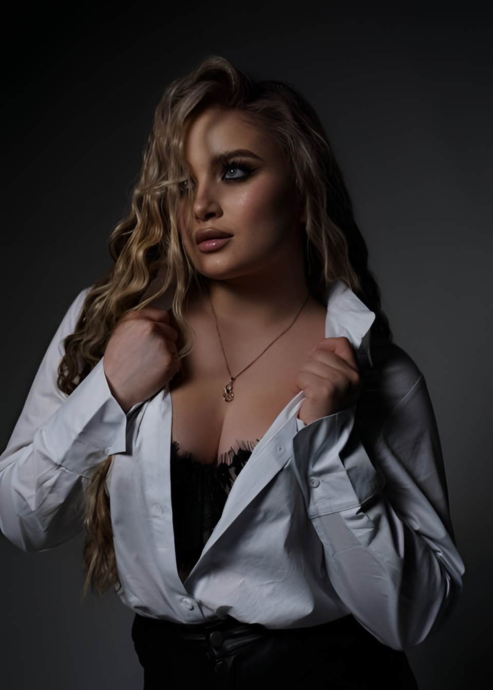 Алиса привлекательная девушка из Новокуйбышевска цена от 6000 руб