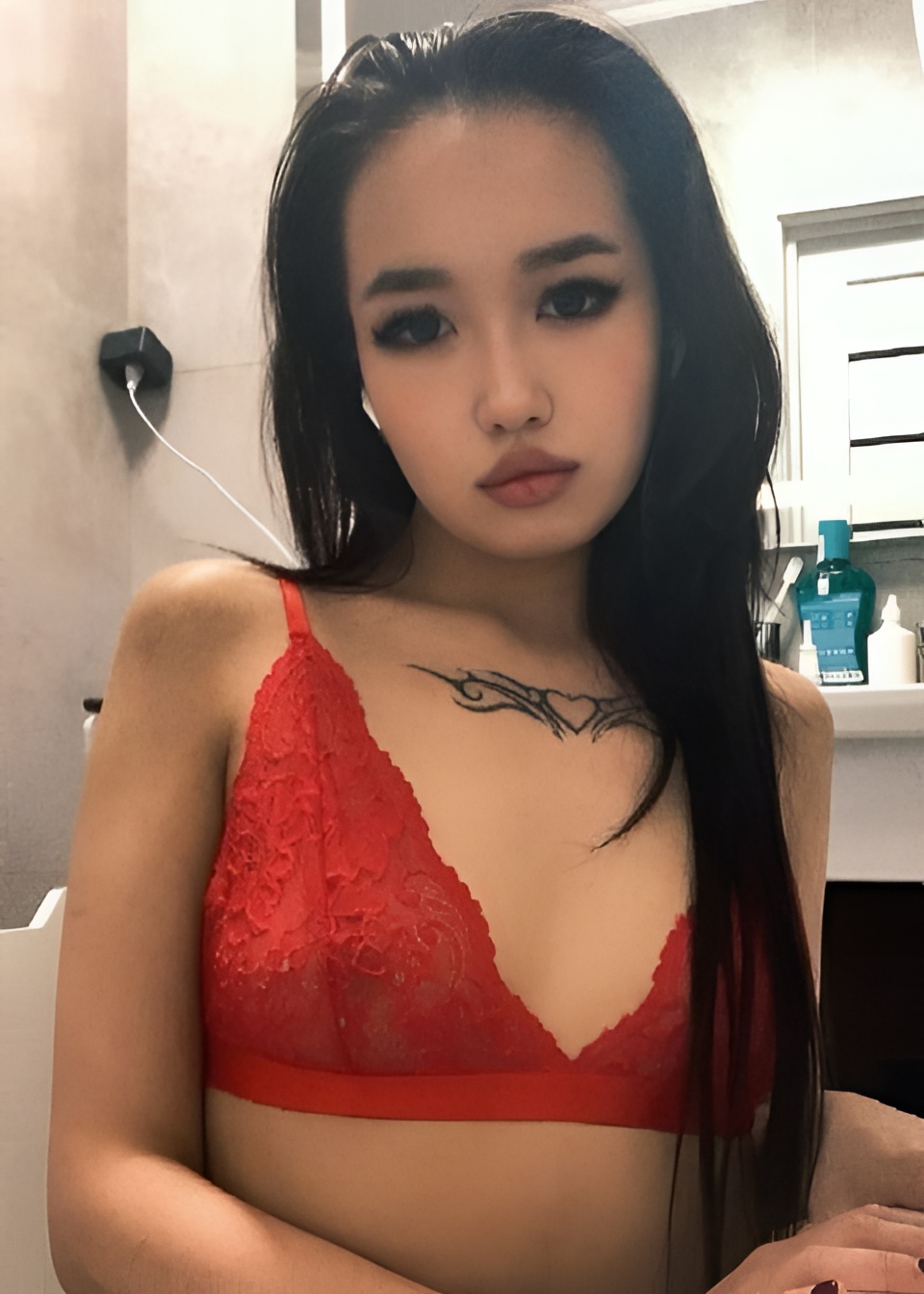 Дарина привлекательная девушка из Новокуйбышевска цена от 17000 руб